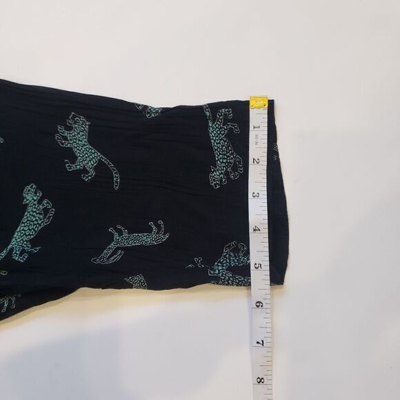 Reformation Cheetah and Antelope Folk Art Print Top - Picture 11 of 15